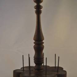 Antieke houten stander (voor ????)