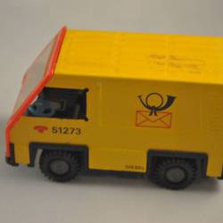 Model DBP postauto, geel