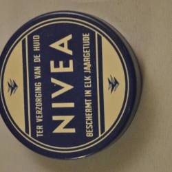 Blikje Nivea