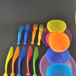plastic kinderservies/bestek