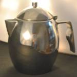 Klein theepotje, metaal