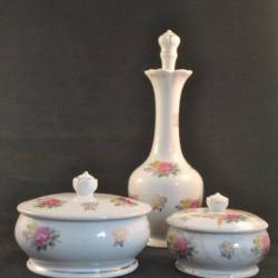 porseleinen karaf (22 cm) + 2 bakjes