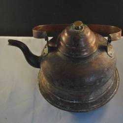 Antieke koperen ketel