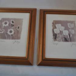 2 houten fotolijsten, 30,5 x 25,5 cm