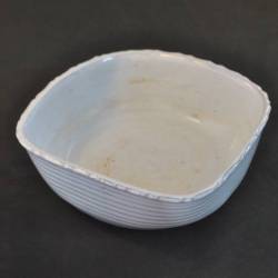 Schaal/bak, lichtgrijs keramiek (niet gemerkt), 5,5 x 18 cm