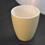 Beker, geel, 9 cm (P.Regout Maastricht)