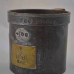 Tinnen maatbeker (kroes) 1/2 liter, 9 cm, ( 1892)