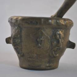 Vijzel, brons, 5,5 cm